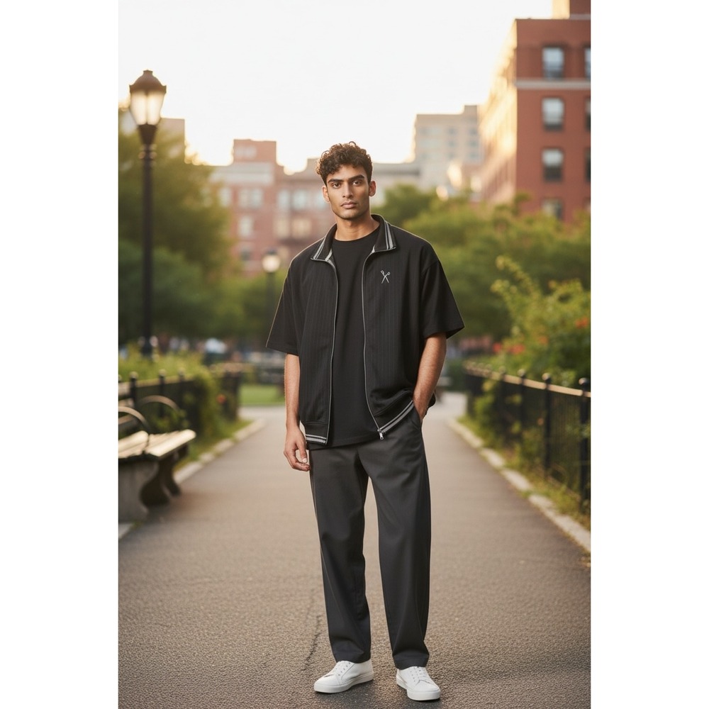Marc‎ Ecko Cut & Sew Mens Black Pinstripe Track Jacket Full Zip Scissor Logo L
